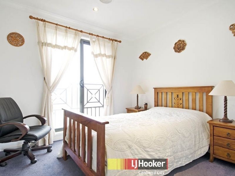 1 Whim Street, Harrison ACT 2914
