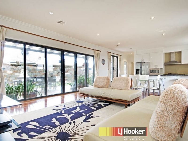 1 Whim Street, Harrison ACT 2914