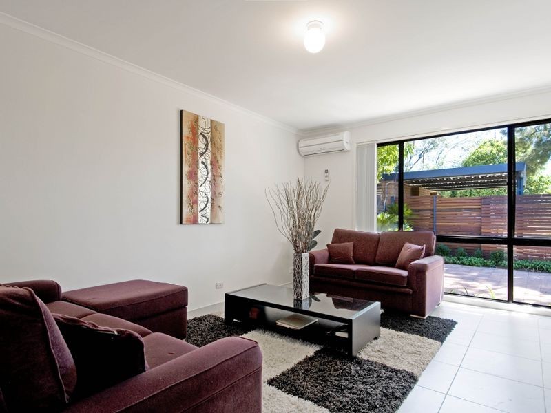 18 Enright Crescent, Florey ACT 2615
