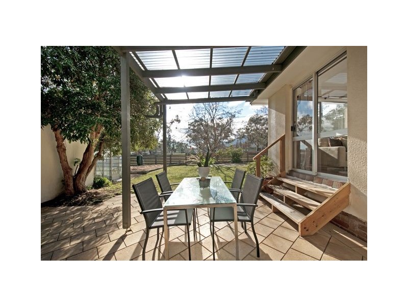 229 Phillip Avenue, Hackett ACT 2602