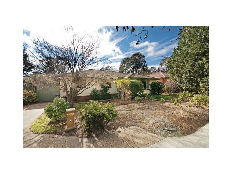 229 Phillip Avenue, Hackett ACT 2602