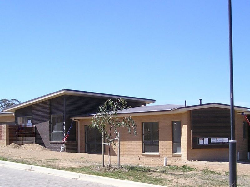 26 Phyllis Frost Street, Forde ACT 2914