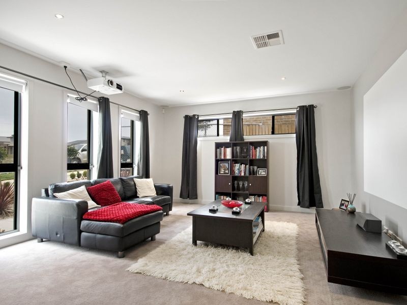 46 Loma Rudduck Street, Forde ACT 2914