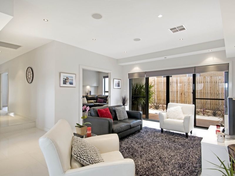 46 Loma Rudduck Street, Forde ACT 2914