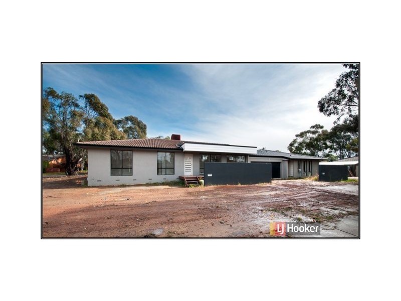96 Diamantina Crescent, Kaleen ACT 2617