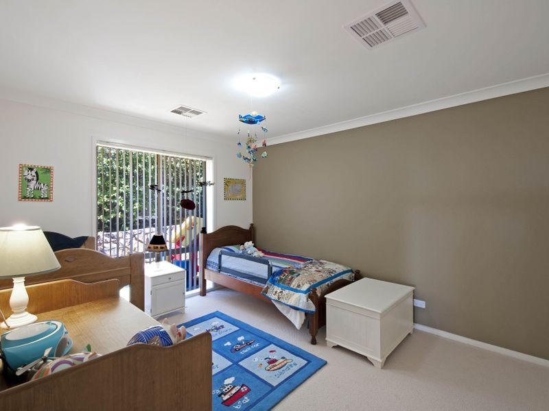 48 Woodhill Link, Jerrabomberra NSW 2619