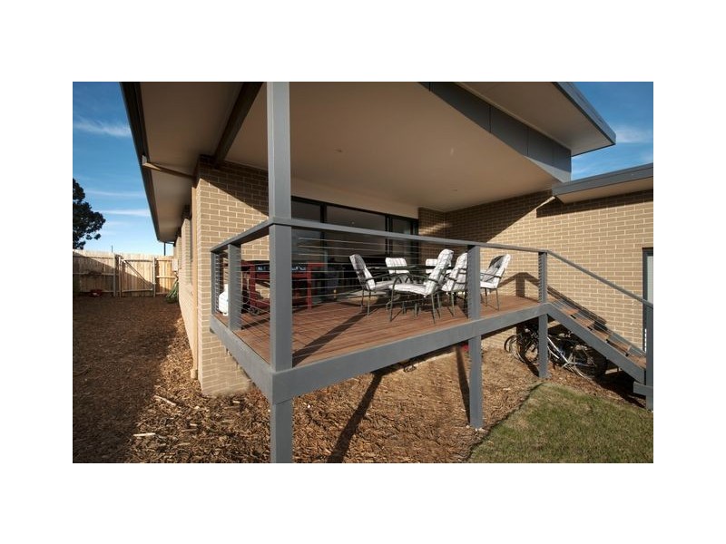 7 Pahlman Street, Forde ACT 2914