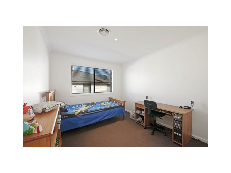 7 Pahlman Street, Forde ACT 2914