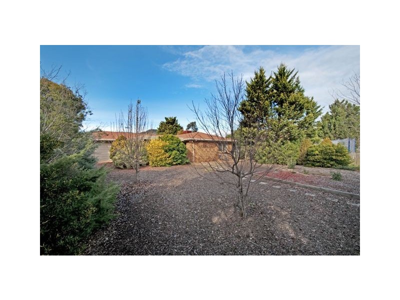 36 Clare Dennis Avenue, Gordon ACT 2906