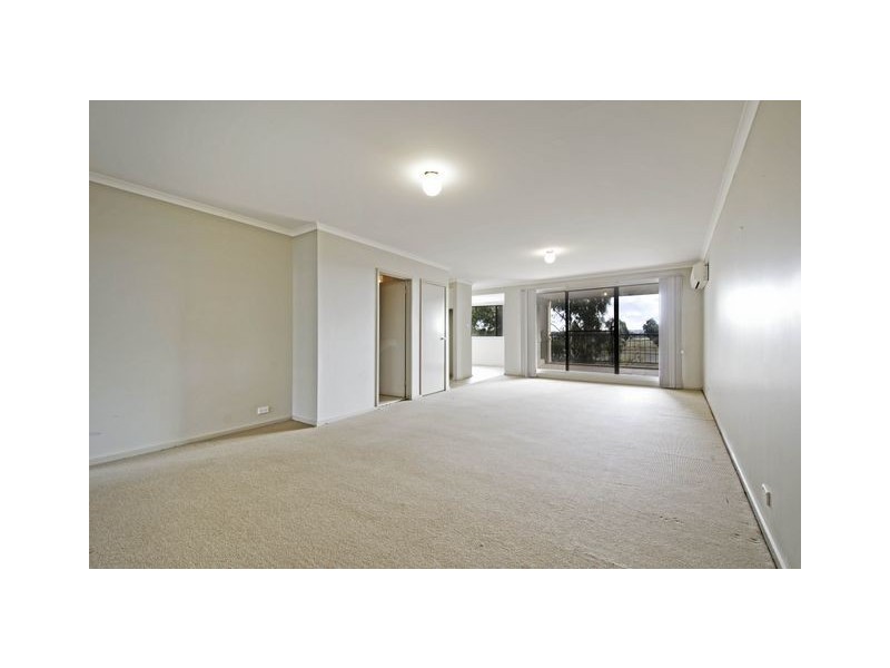 135/20 Federal Highway, Watson ACT 2602