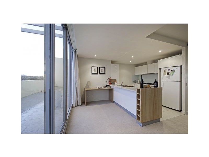 Unit 95 ‘Sky Plaza’ 60 Callam Street, Phillip ACT 2606