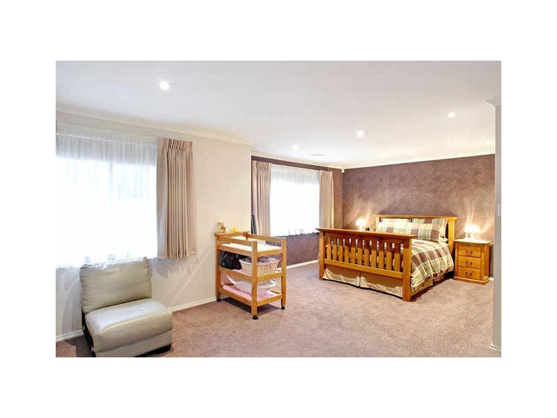 27 Scott Street, Narrabundah ACT 2604