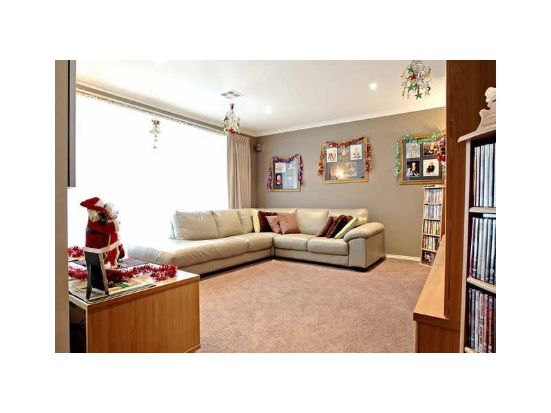 27 Scott Street, Narrabundah ACT 2604