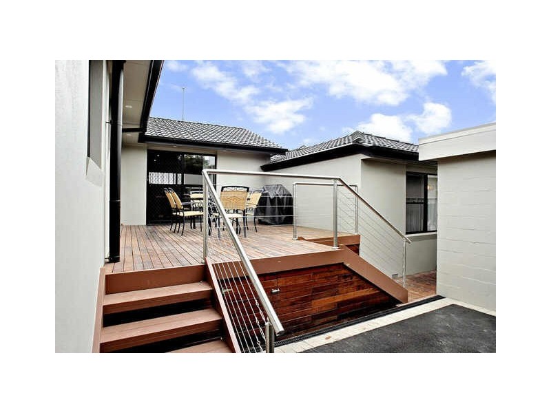 27 Scott Street, Narrabundah ACT 2604