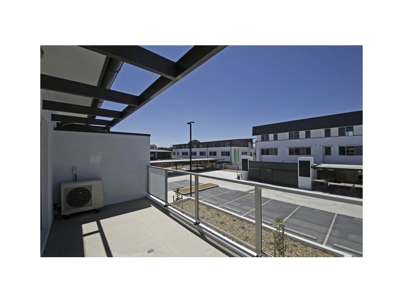 86 ‘Edge’ Flemington Road, Franklin ACT 2913