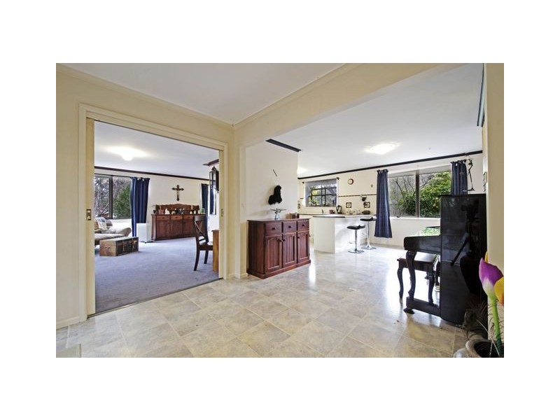6 Haskett Place, Kambah ACT 2902