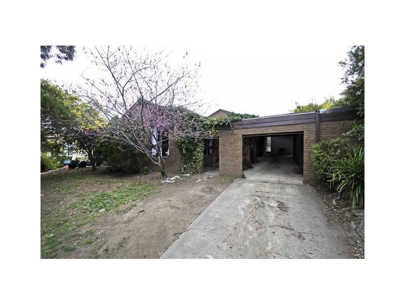 6 Haskett Place, Kambah ACT 2902