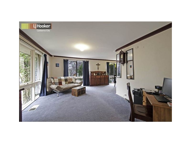 6 Haskett Place, Kambah ACT 2902