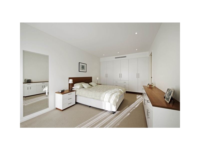 209 ‘Space 2′ 165 Northbourne Avenue, Turner ACT 2612