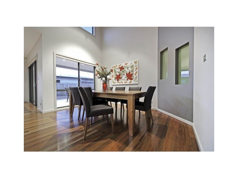 10 De Mole Street, Dunlop ACT 2615