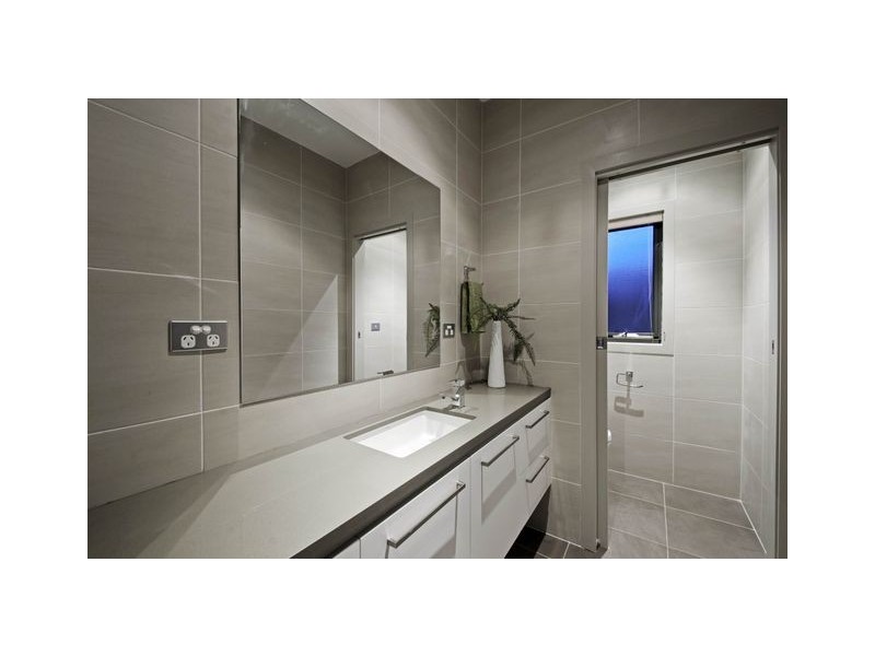 10 De Mole Street, Dunlop ACT 2615