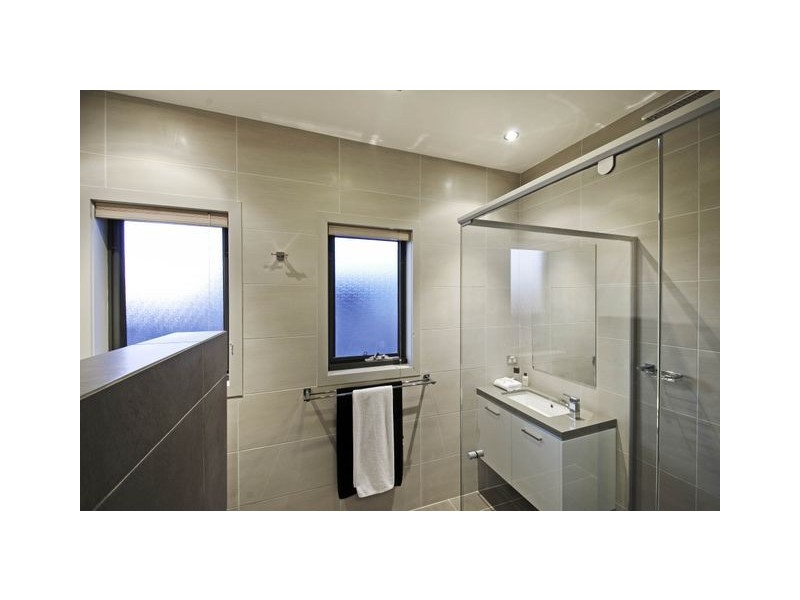 10 De Mole Street, Dunlop ACT 2615