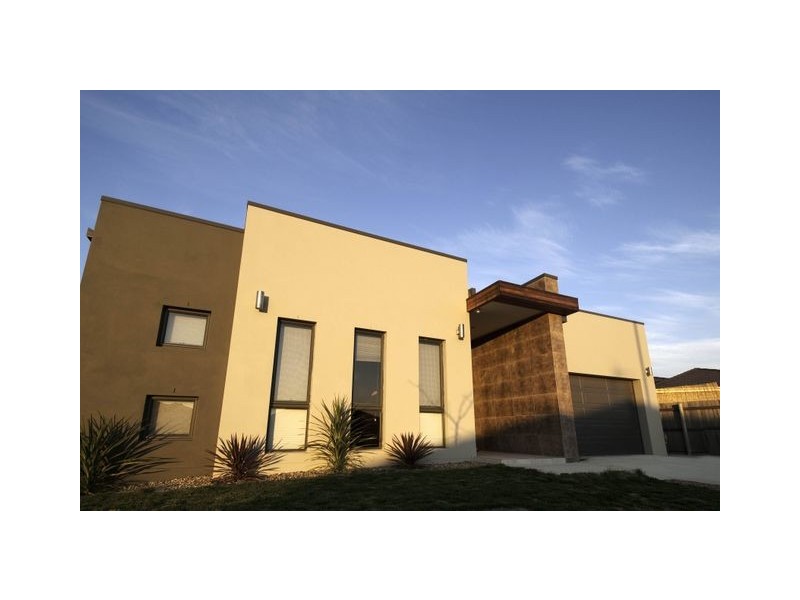 10 De Mole Street, Dunlop ACT 2615