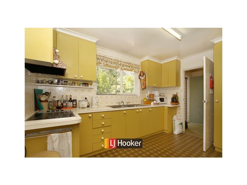 11 Holmes Crescent, Campbell ACT 2612