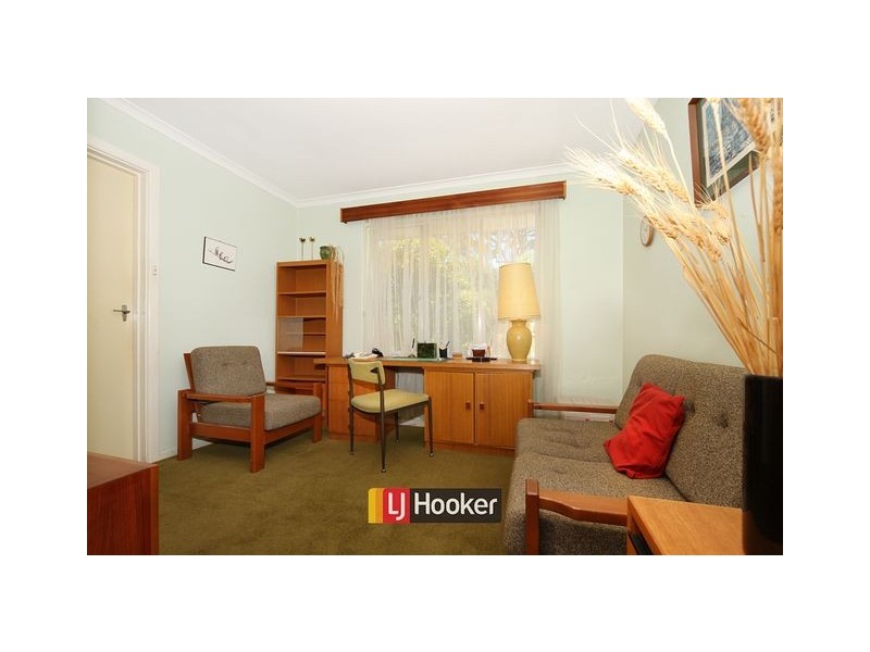 11 Holmes Crescent, Campbell ACT 2612
