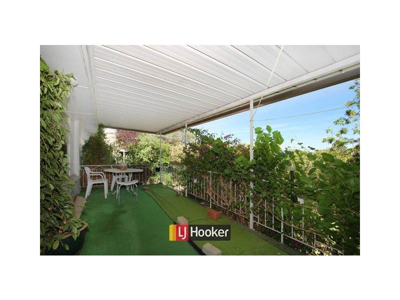 11 Holmes Crescent, Campbell ACT 2612