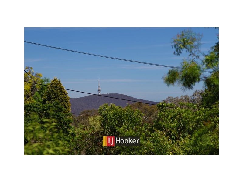 11 Holmes Crescent, Campbell ACT 2612