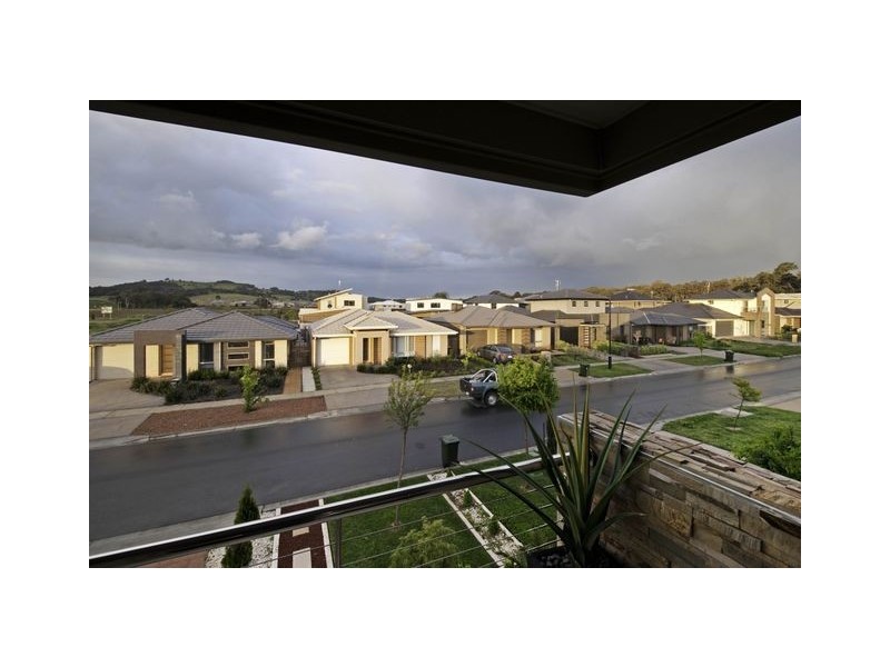 15 Cleggett Street, Forde ACT 2914