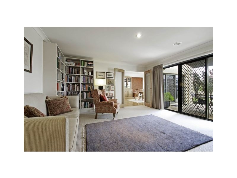 77 Katoomba Street, Harrison ACT 2914