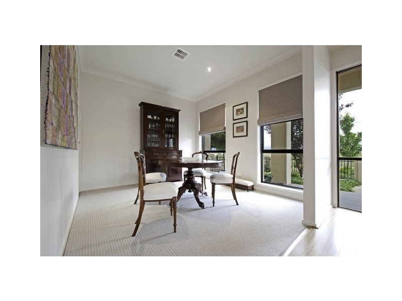 77 Katoomba Street, Harrison ACT 2914