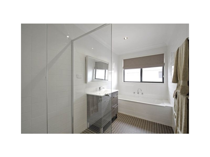 77 Katoomba Street, Harrison ACT 2914