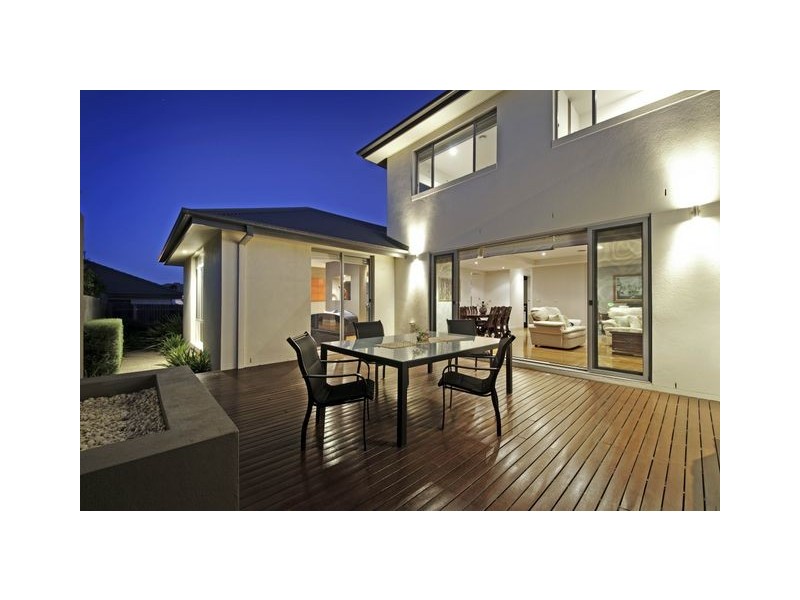24 Helen Turner Street, Gungahlin ACT 2912