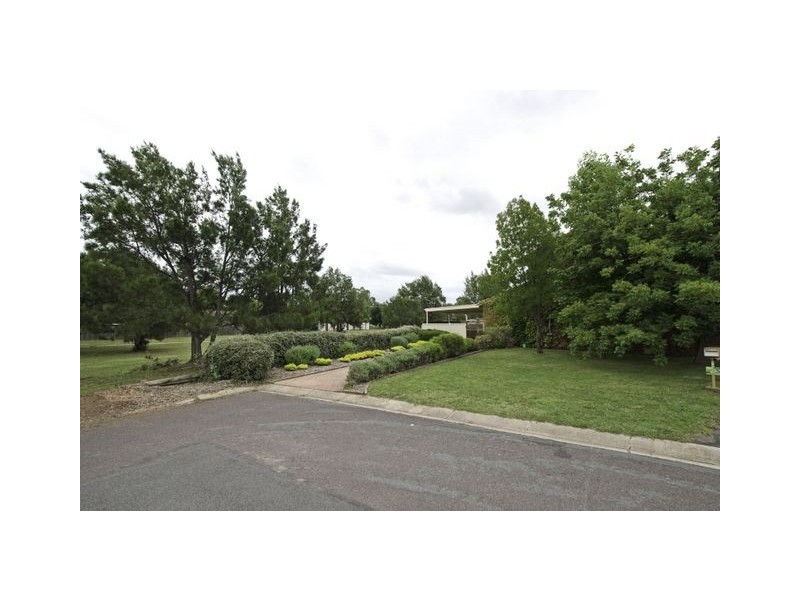 10 Chirnside Place, Kambah ACT 2902