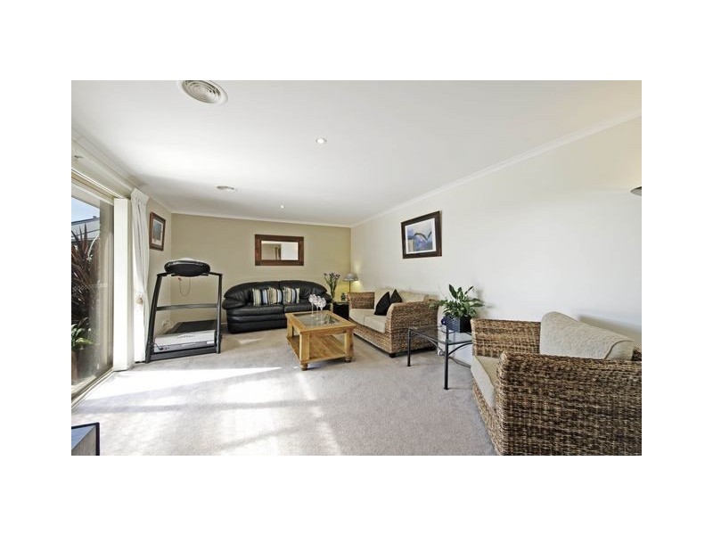 41 William Webb Drive, Mckellar ACT 2617