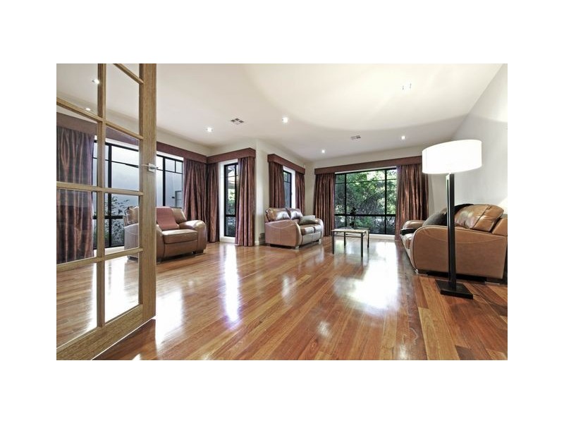 33 Hackett Gardens, Turner ACT 2612