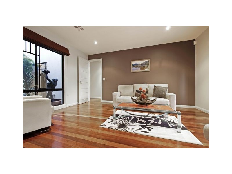 33 Hackett Gardens, Turner ACT 2612