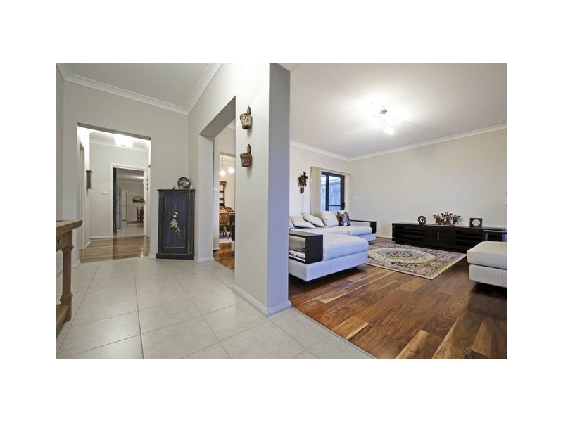 332 Gundaroo Drive, Gungahlin ACT 2912