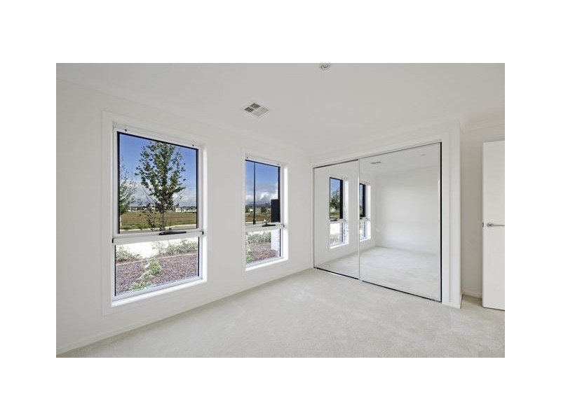 2 Karamu Street, Harrison ACT 2914