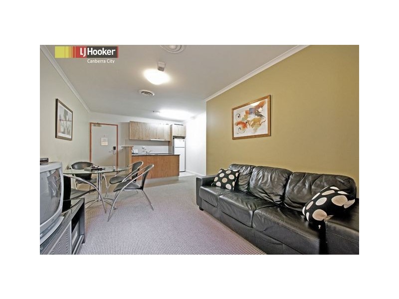 213/2 Akuna Street, City ACT 2601