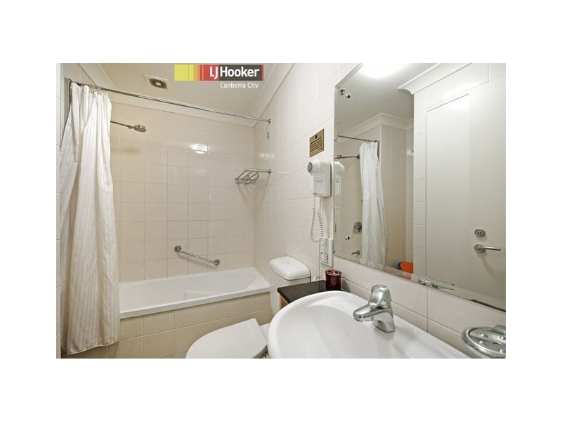 213/2 Akuna Street, City ACT 2601