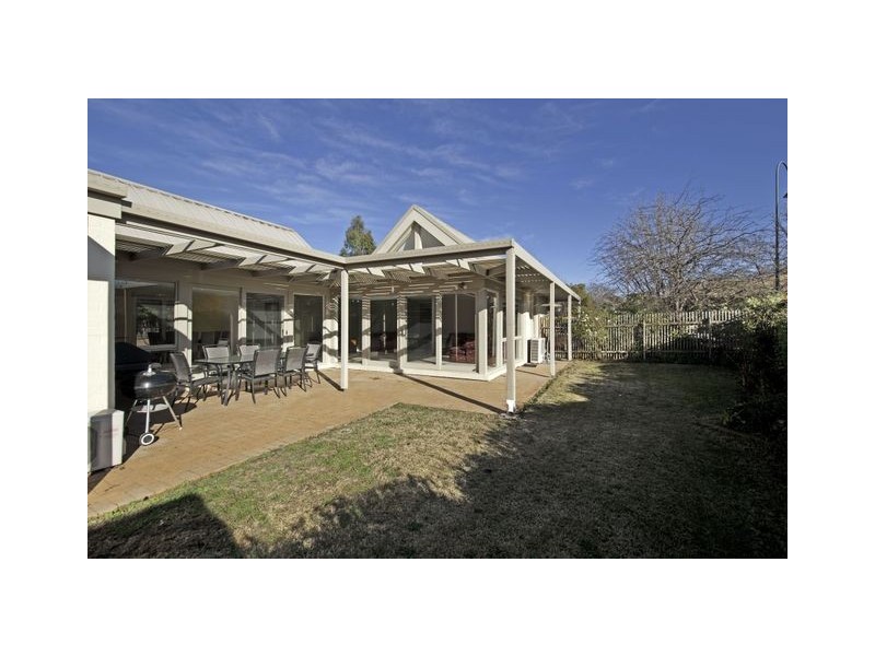 2 McKinnon Street, Nicholls ACT 2913