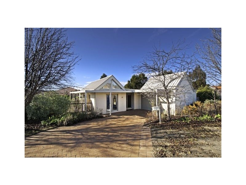 2 McKinnon Street, Nicholls ACT 2913