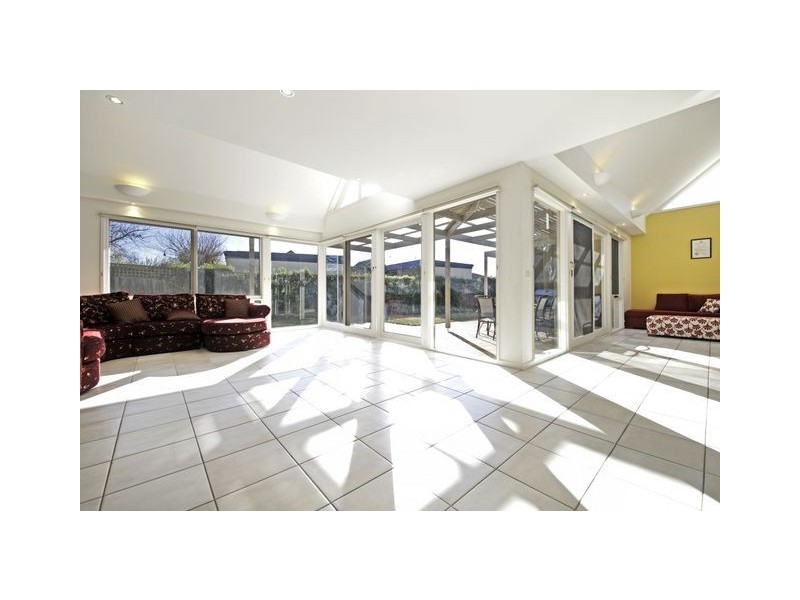 2 McKinnon Street, Nicholls ACT 2913