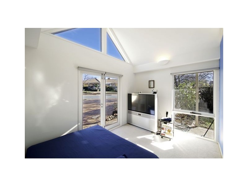 2 McKinnon Street, Nicholls ACT 2913