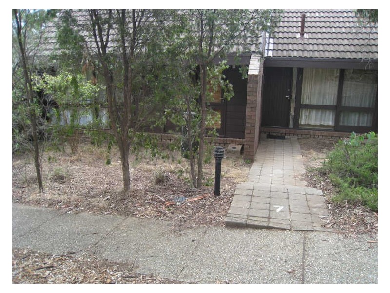 7 Wybalena Grove, Cook ACT 2614