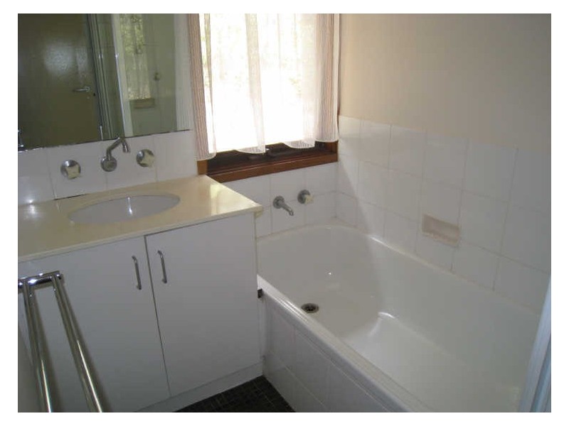 7 Wybalena Grove, Cook ACT 2614